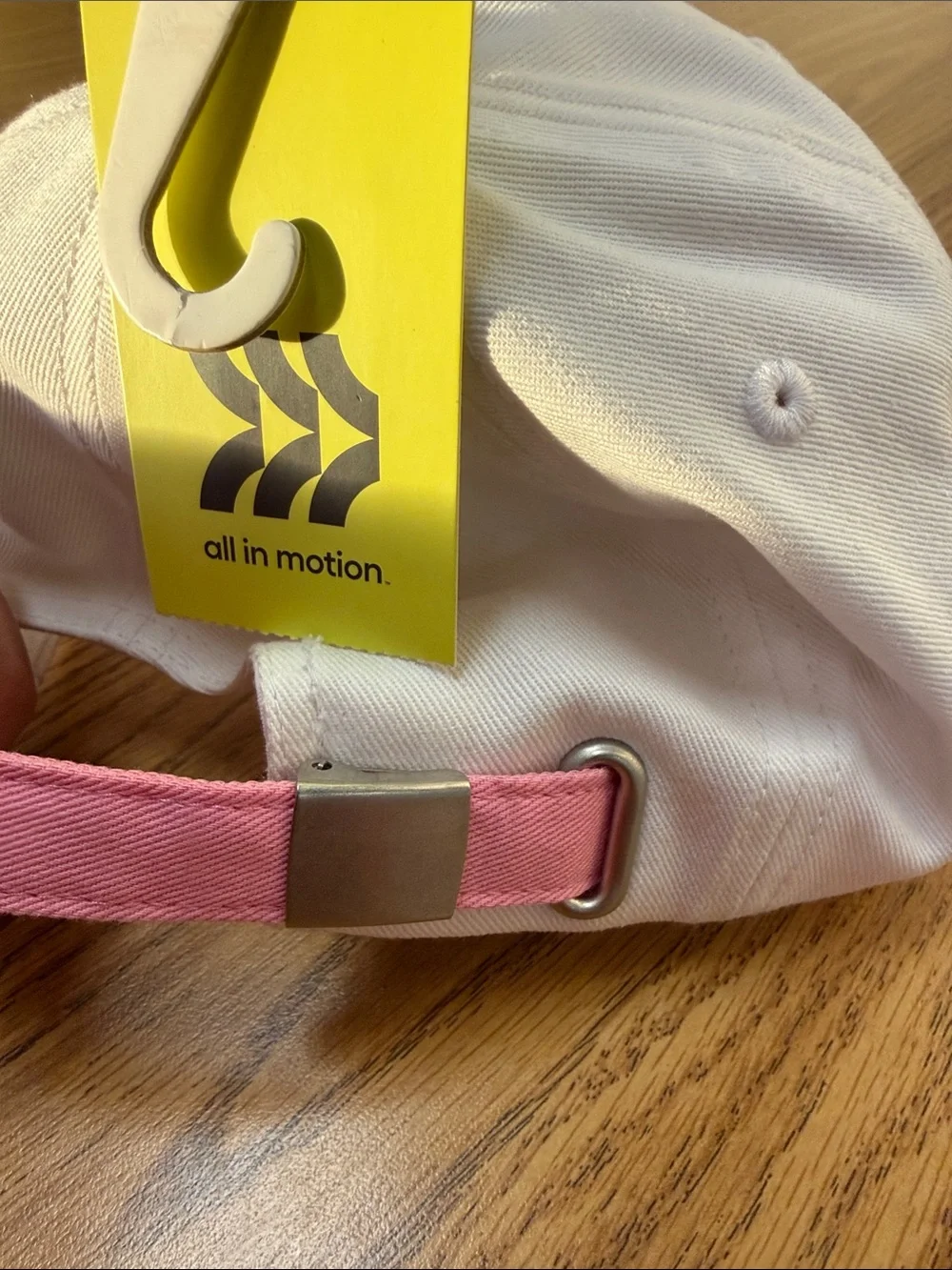 “RUNNERS CLUB” ALL IN MOTION BASEBALL HAT CAP WHITE PINK ADJUSTABLE ATHLETIC OS